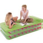 Inflatable children's bed