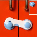 Child protection drawers hooks