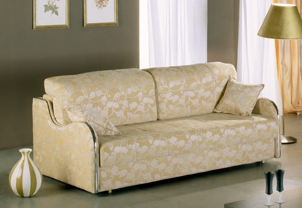 sofa beżowa składana evroknizhka