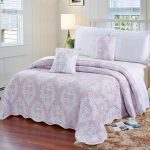 Double bedspread lilac