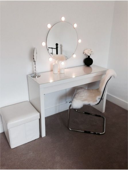 make-up table with a round mirror