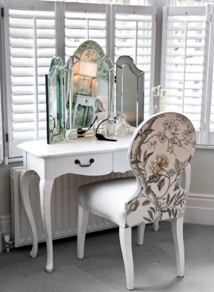 make-up table with triple mirror