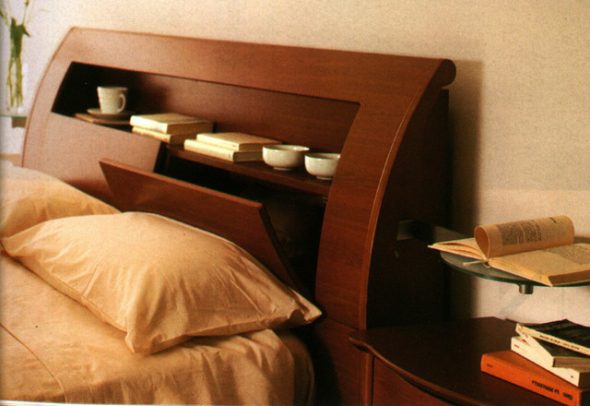 Bed shelf
