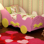 łóżkowa maszyna dla dziewcząt