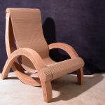 kartonowe krzesło