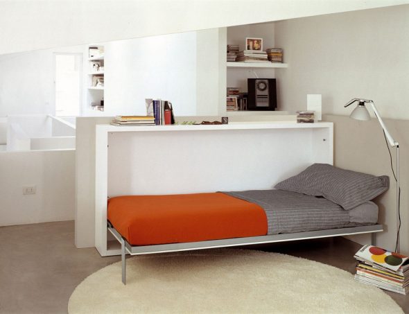 Single folding bed