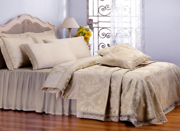 Stylish classic bedspread