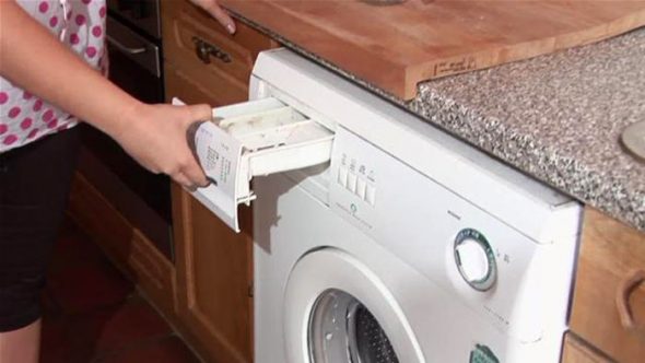 mutfakta çamaşır makinesi