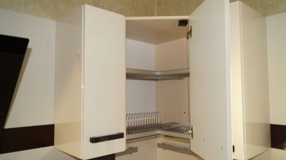corner cupboard dryer