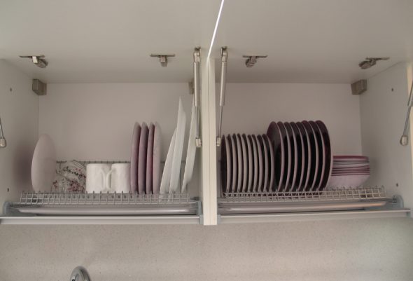 kitchen cupboard dryer