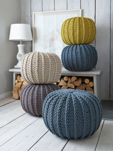 knitted ottomans without a back