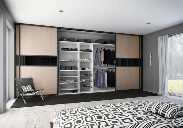 Wardrobe in the large bedroom