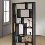 Wardrobe partition made of wood