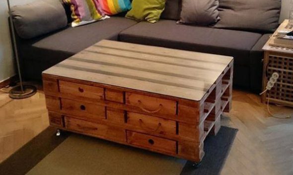 Lilac coffee table from pallets