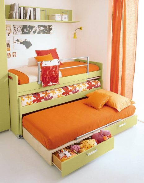 retractable bed on wheels