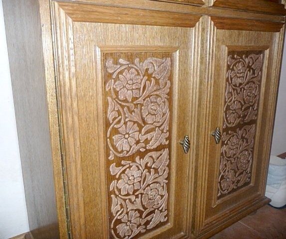 wardrobe with decorative plaster
