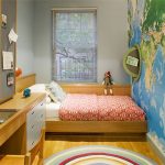 arrange the furniture in a small children's room
