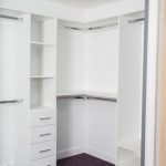 hvid garderobe