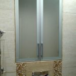 glass doors for the closet to the toilet