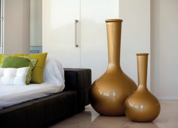 vases in the bedroom