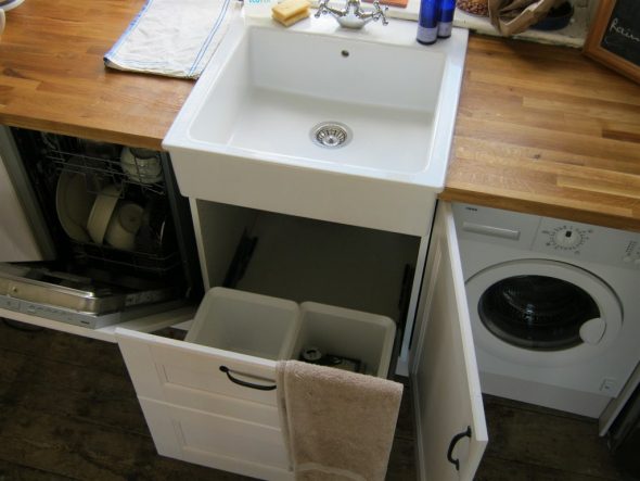  Dishwasher can be fixed in a niche