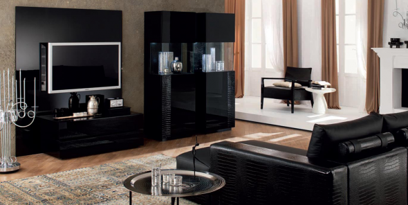 Black furniture adds a little boldness to the interior.