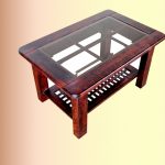 Wooden coffee table na may salamin