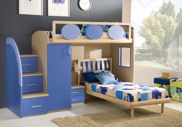 Children's room for two boys of different ages