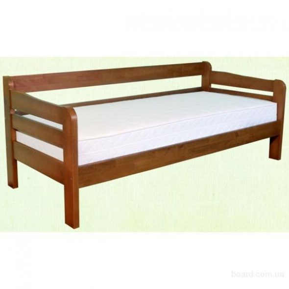 Children's wooden beds