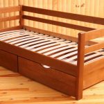 Łóżko otomana naturalne drewno