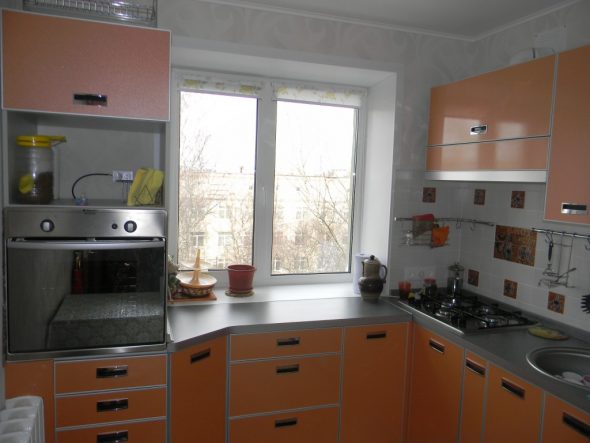 kitchen 6 square. meters