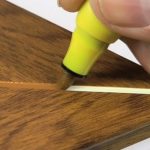 восъчен молив за обработка на мебели