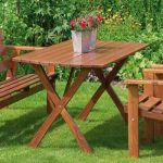 krzesła ogrodowe i stół