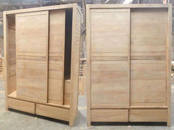 wardrobe made of wood with their own hands