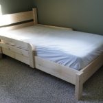 drveni krevet