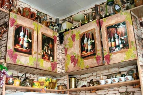 Decoupage furniture in the style of Provence can be not only a great hobby