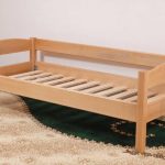 vaikų medinė lova