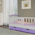 Children's bed for the girl of 3 years with sides