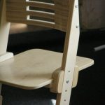 Baby växande plywood stol