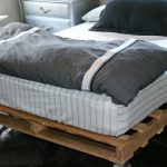 palet bed photo