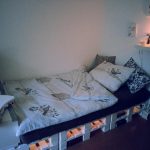 single bed from pallets
