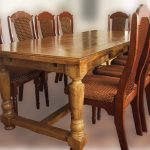 Features of furniture from solid wood