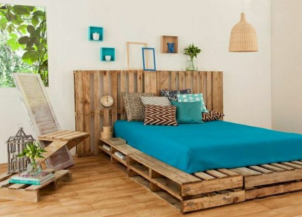 homemade bed of pallets