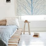 domowe łóżko z paletami