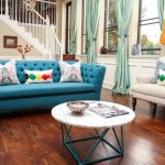 sofa turquoise maliwanag na tuldik