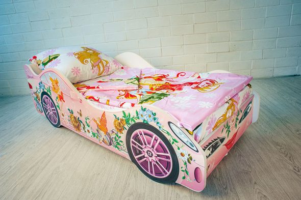 girl's bed