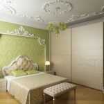 manželská postel zelená a béžová ložnice