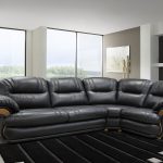 Czarna skórzana narożna sofa