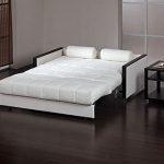 sofa bed na may modernong orthopedic mattress