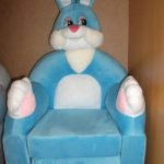 Kėdės lova Hare